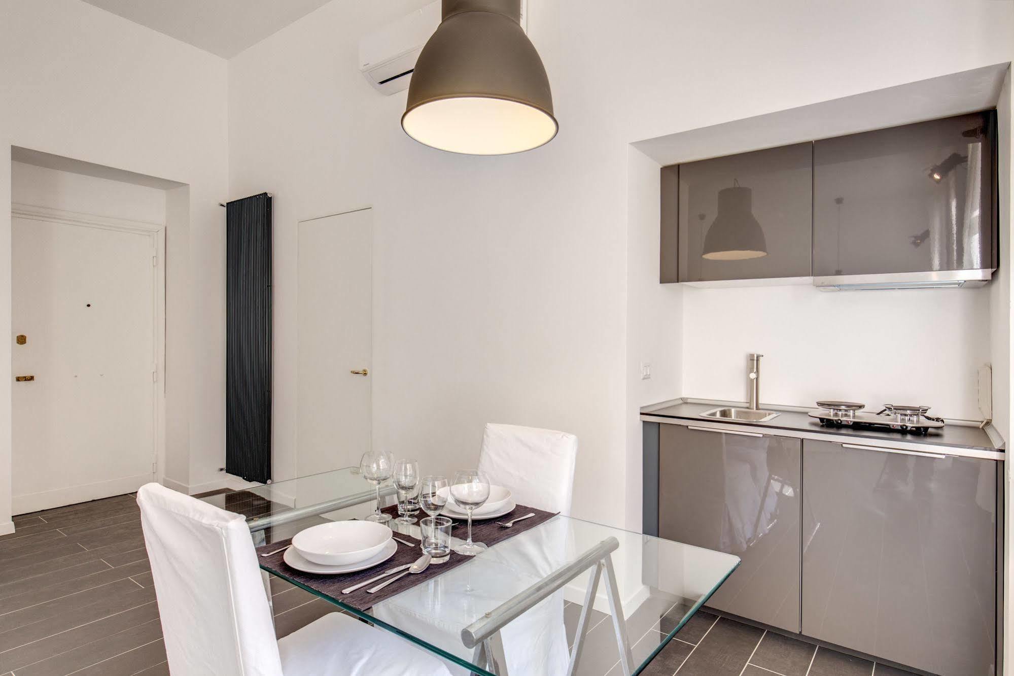 Residenza Bourbon Hotel Rome Bagian luar foto