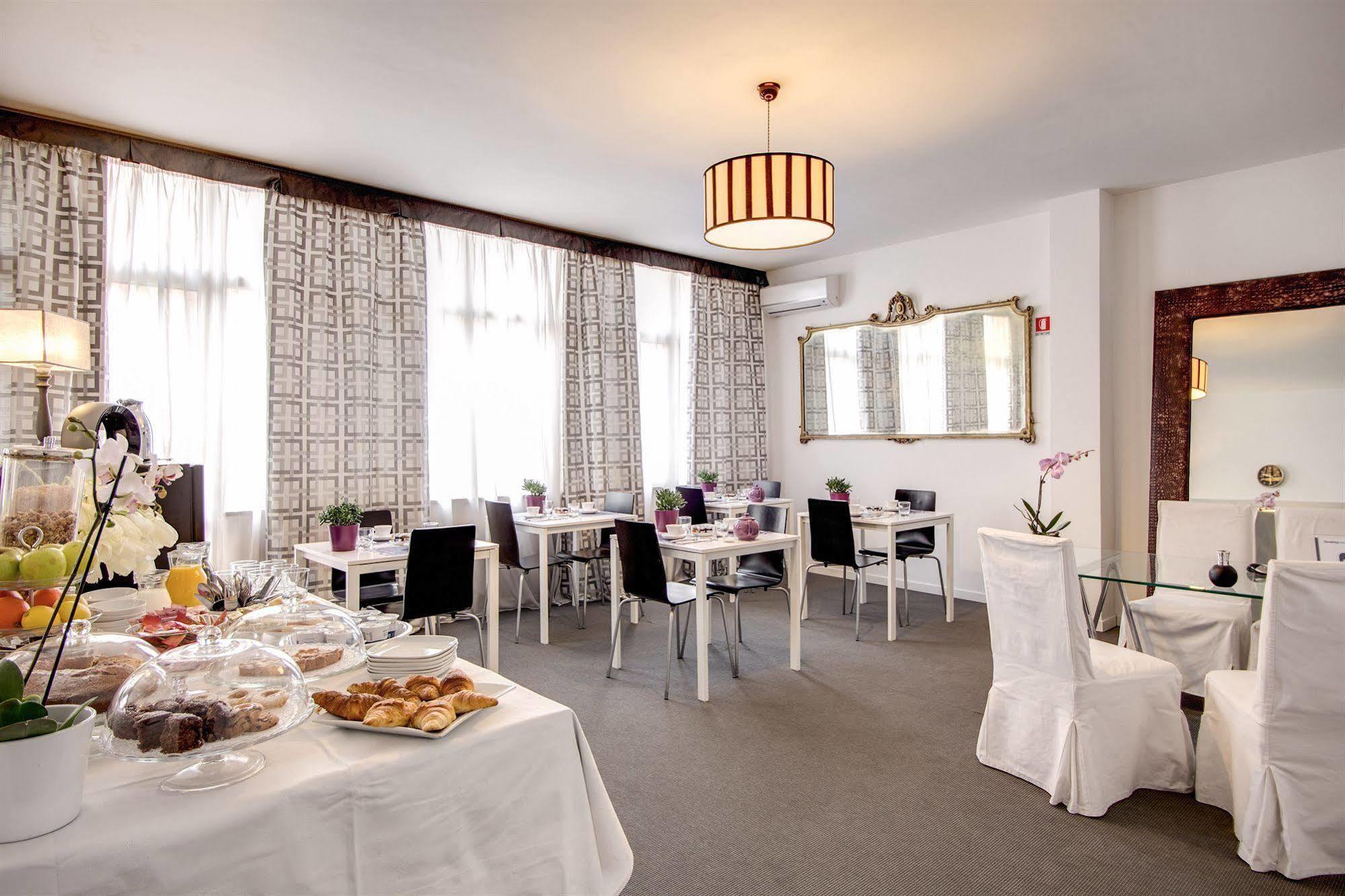 Residenza Bourbon Hotel Rome Bagian luar foto
